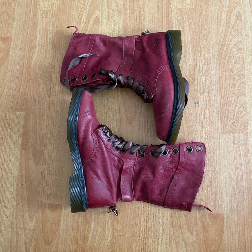 High Lace-up Dr Martens